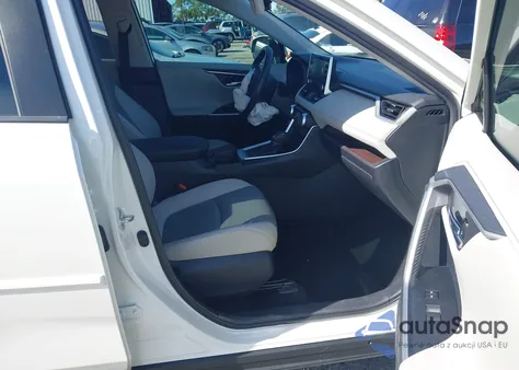 2019 Toyota Rav4 Limited z USA, uszkodzony, nr VIN 2T3Y1RFV5KC011163